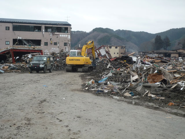 Tono / 11 Mar, 2011