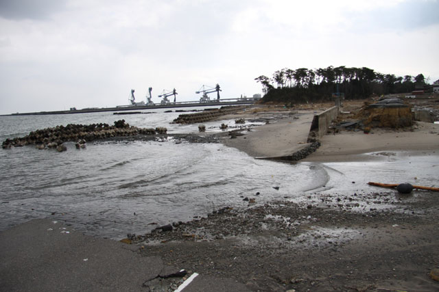 被災 大戸浜 海岸