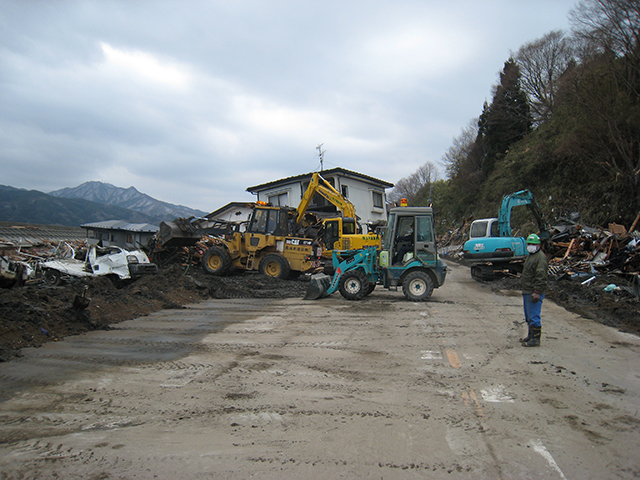 啓開  金浜 R45 啓開中 タカヤ